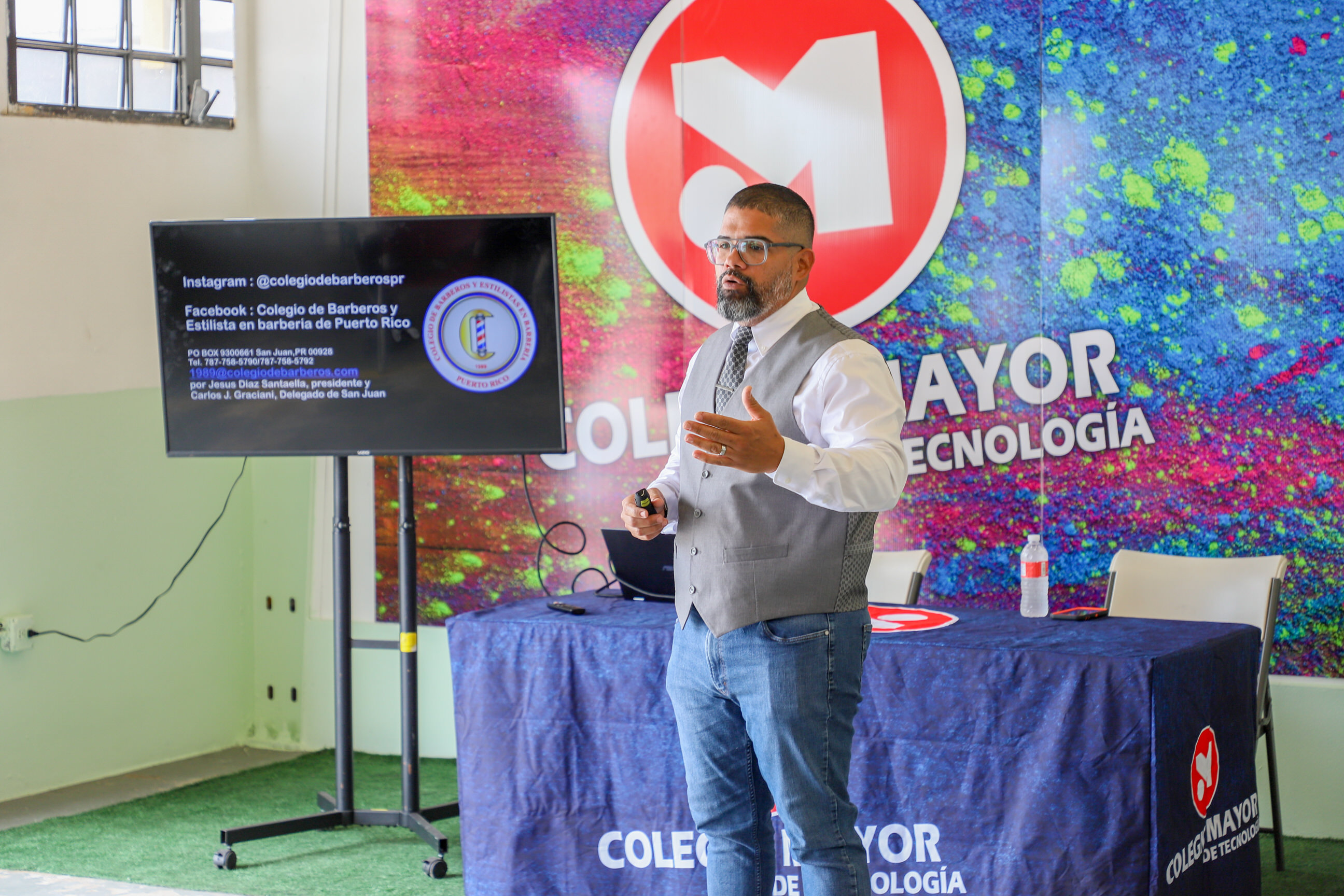 Colegio Mayor Tech Arroyo